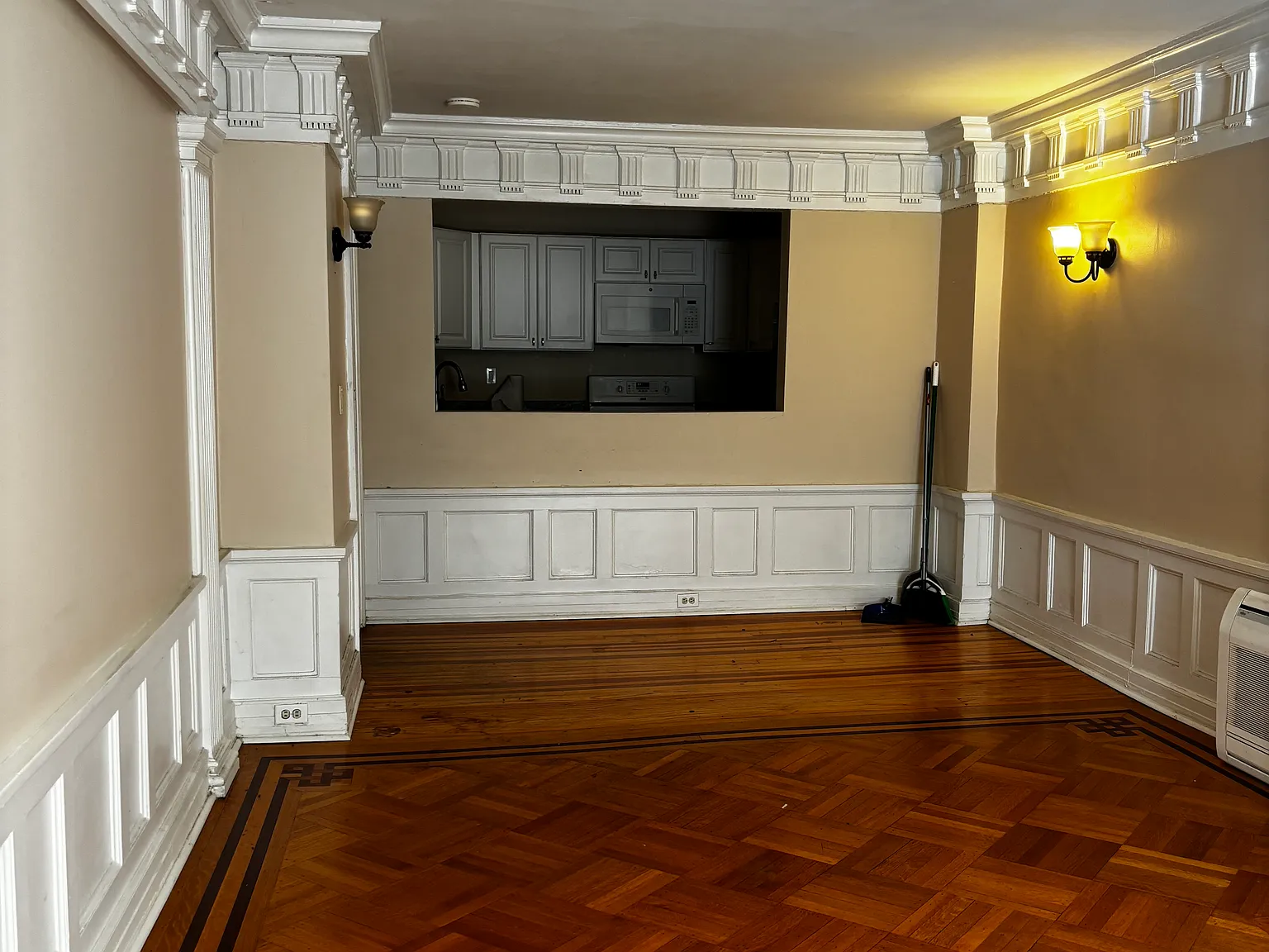 1 bed, 1100 sqft, $1,675 — Photo 2
