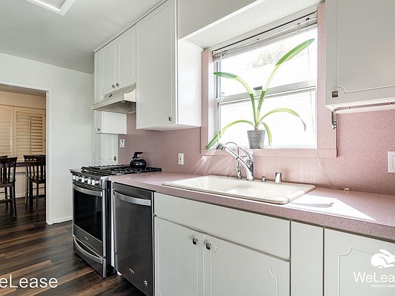 4th image of 6851 Glenroy St