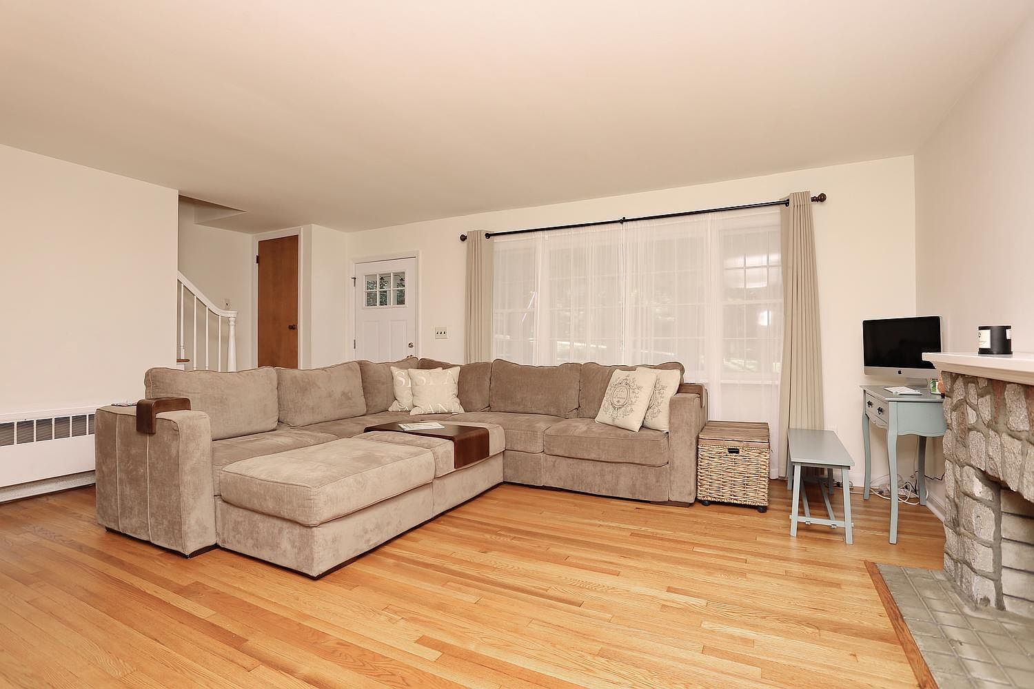 324 Newtown Rd, Wyckoff, NJ 07481 Zillow