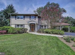 17708 Vinyard Ln, Rockville, MD 20855
