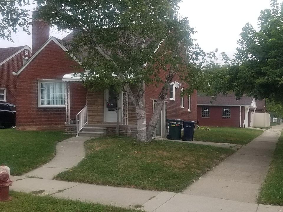 1st image of 756 Moran Ave