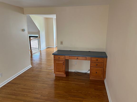 5th image of 316 Cameco Cir