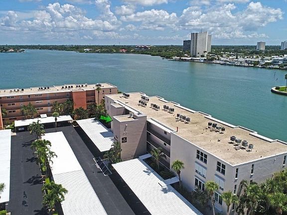 2nd image of 7645 Sun Island Dr S APT 206