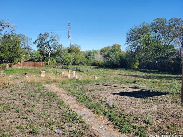 1807 & 1811 Burleson LOT 31/56, San Antonio, TX 78202