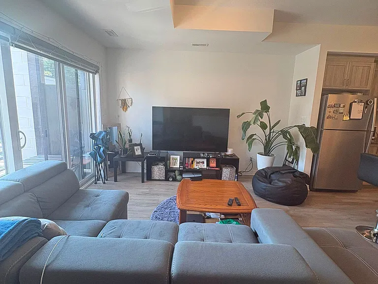 25 Isherwood Ave #A7 — Photo 8