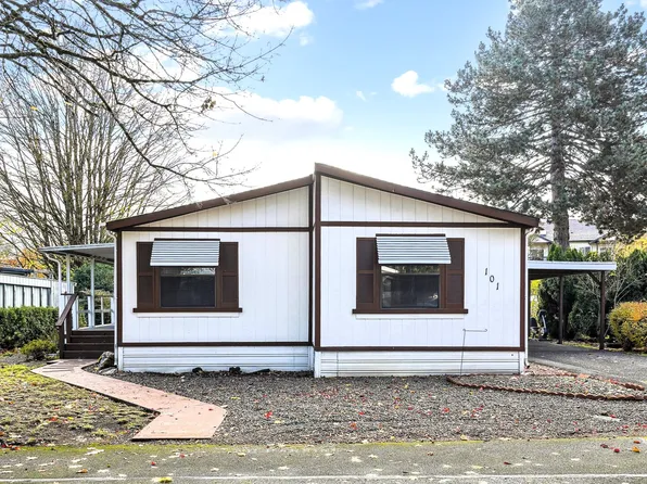 5404 NE 121st Ave Unit 101, Vancouver, WA 98682