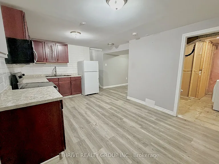 727 Millbank Dr #LOWER — Photo 6