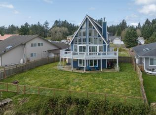 350 Wildwood Ave SE, Ocean Shores, WA