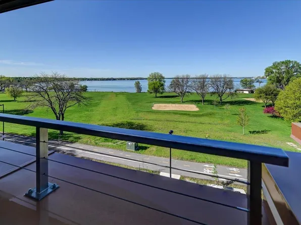 3502 Dennett Drive #502, Madison, WI 53714