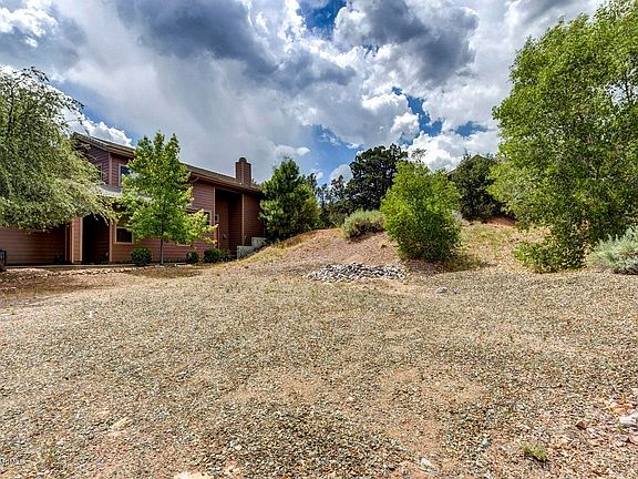 4th image of 1930 Lazy Meadow Ln