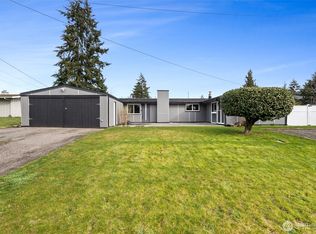 7811 Oakridge Dr SW, Lakewood, WA 98498