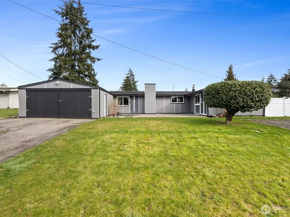 7811 Oakridge Drive SW, Lakewood, WA 98498