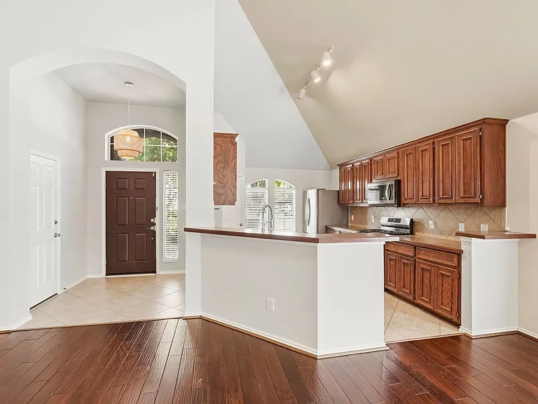 11914 Manasses Springs Ln — Photo 9
