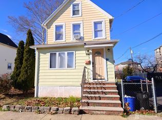 83 John St, Carteret, NJ 07008