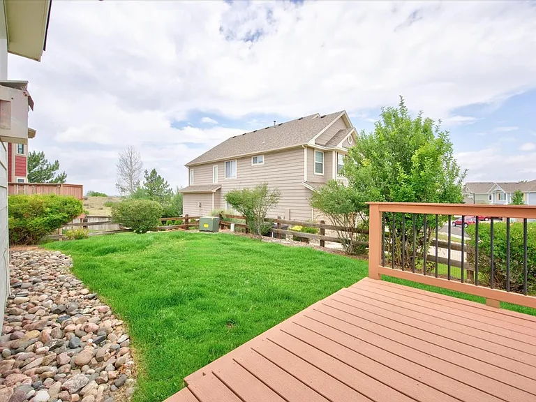 11572 Pine Hill St — Photo 44