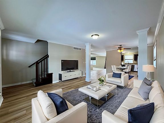 5th image of 4206 NE Rio Dr