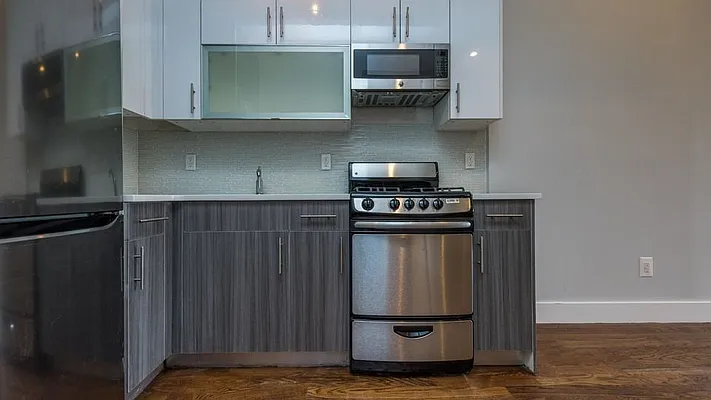 Rented by Nooklyn NYC LLC | media 22