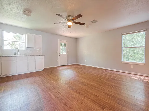 4810 Carmen St, Houston, TX 77033
