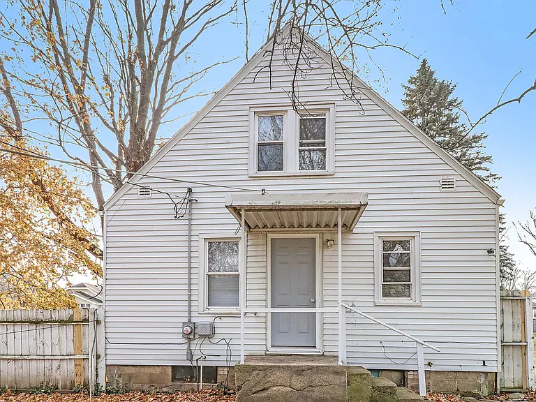 405 E Woodside St — Photo 14