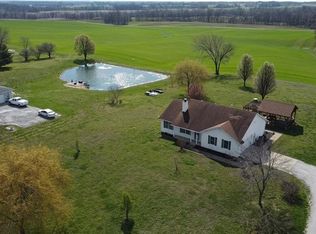 6637 Brand Lake Dr, Waterloo, IL 62298