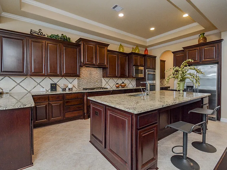 6302 Kennedy Hills Ct — Photo 38