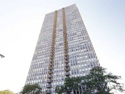 1660 N La Salle Dr APT 3605, Chicago, IL, 60614