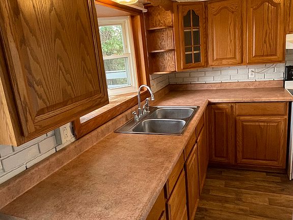 5th image of 2218 Benwood Hill Rd