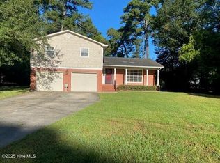 421 Windward Dr, Wilmington, NC 28409