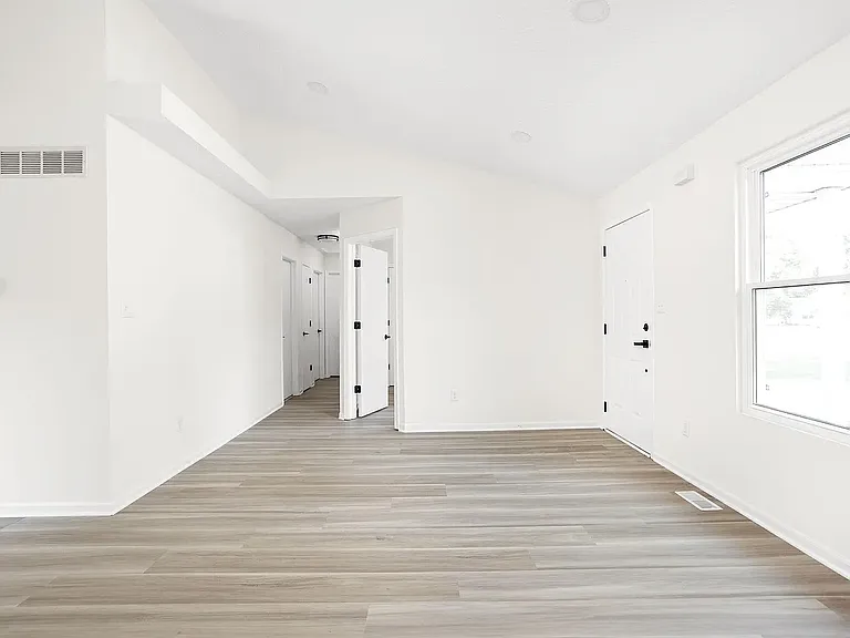 5131 Haverford Ave — Photo 16