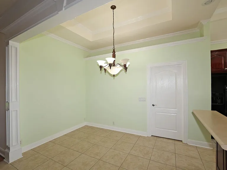 6802 Thunder Rd — Photo 13