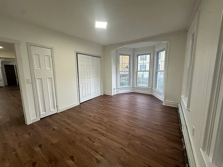 73 Asylum St #1 — Photo 8