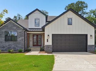 630 Hyder Trl, Tega Cay, SC 29708