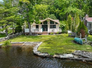 27 E Shore Dr, Higganum, CT 06441