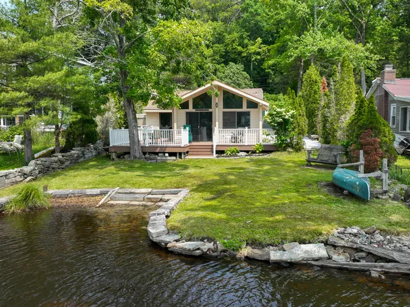 27 East Shore Drive, Haddam, CT 06441