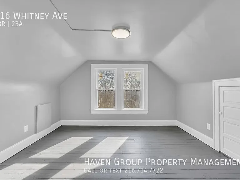 516 Whitney Ave — Photo 23