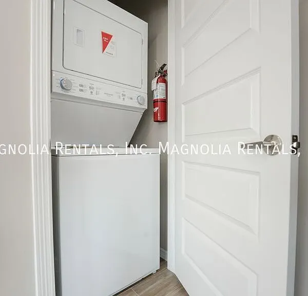 4221 Walnut Ave #5 — Photo 14