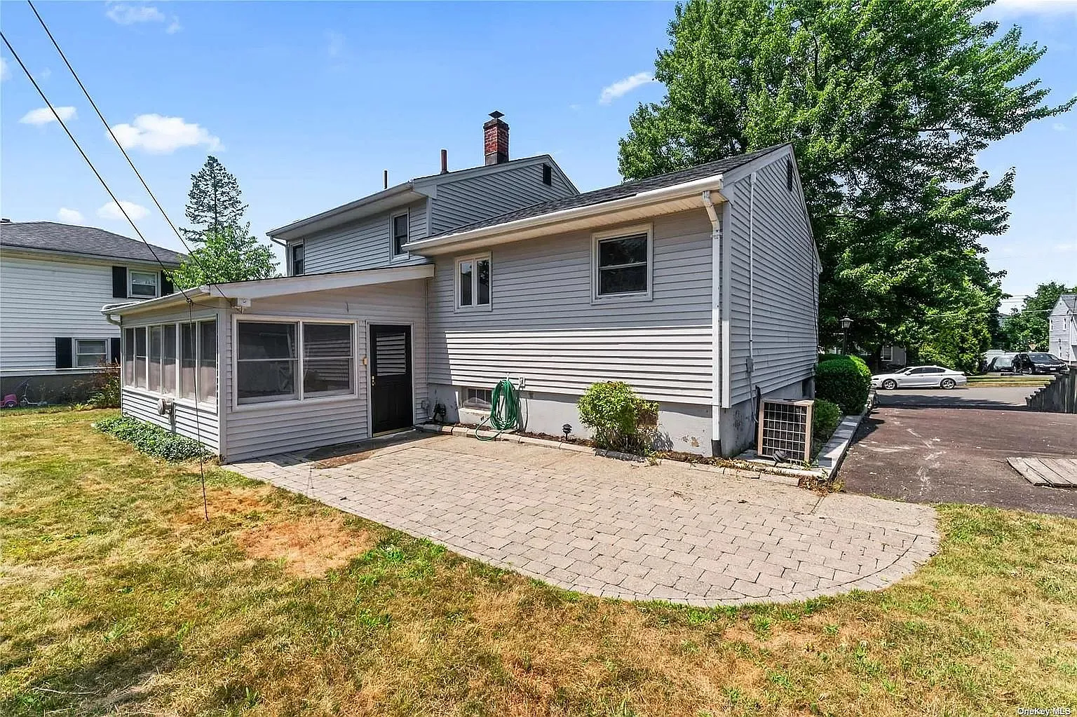 4 bed, $4,200 — Photo 2