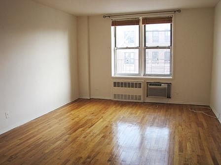 3rd image of 3044 29th St APT 5J