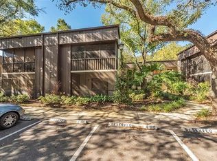 11708 Raintree Village Blvd #5, Tampa, FL 33617