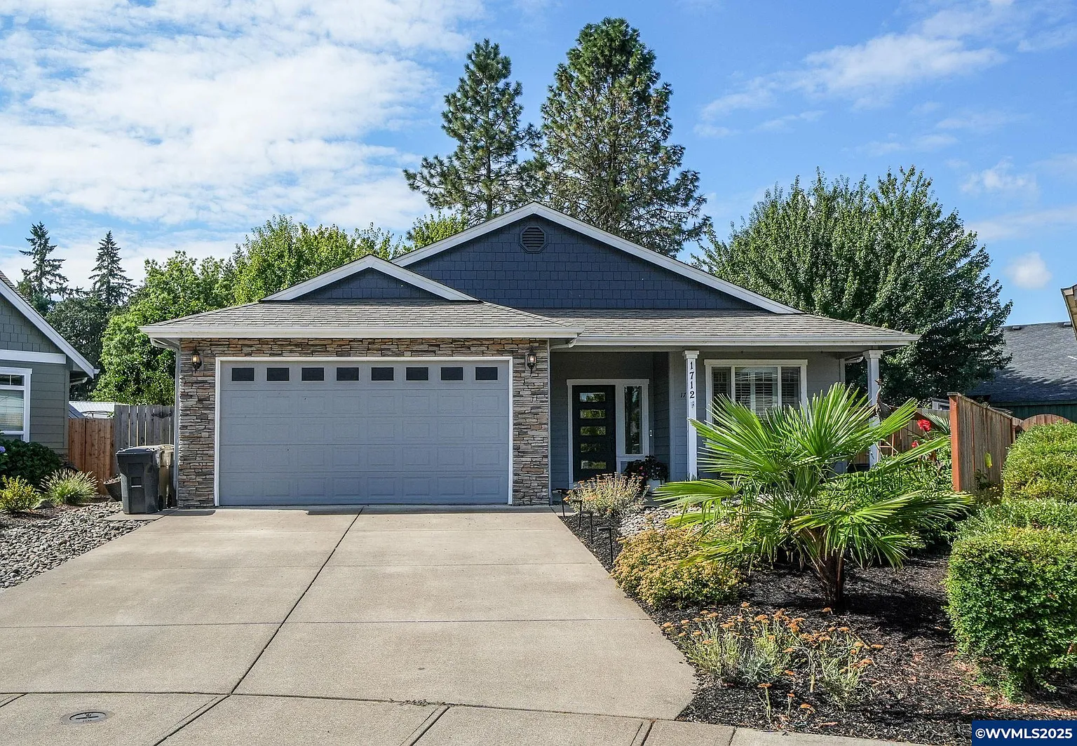 1712 25th Ave SW photo 1