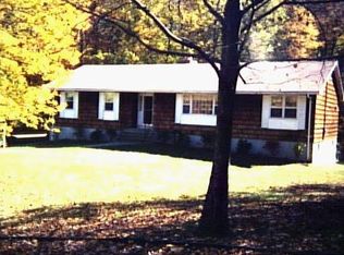 5 Woodland Dr, Redding, CT 06896