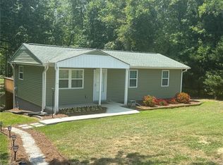 3802 Porte Pl, Greensboro, NC 27405