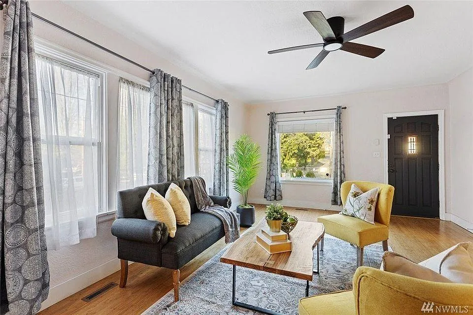 3 bed, 2.5 bath, 1800 sqft, $3,000 — Photo 2