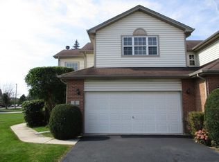 5 School House Ct, Park Forest, IL 60466