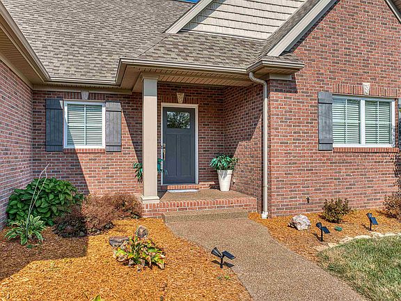 3rd image of 13200 Pondella Dr