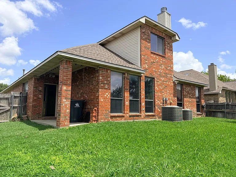 1716 Deer Crossing Dr — Photo 35