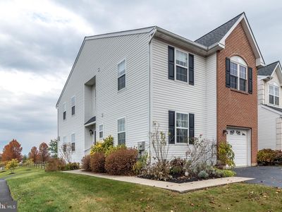 203 Hampshire Dr, Sellersville, PA, 18960