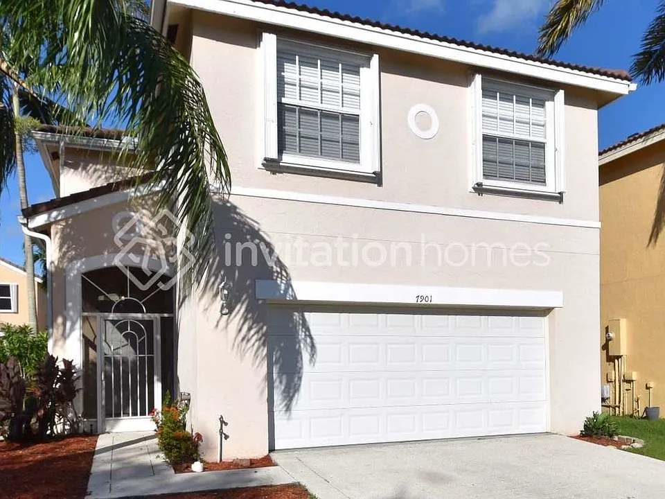 7901 Lakewood Cove Ct