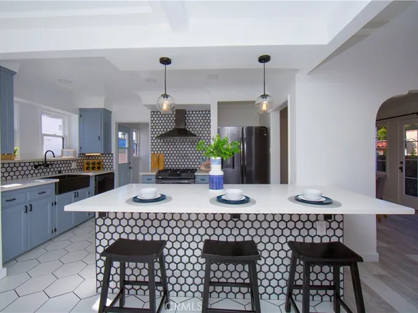 9123 S Hobart Blvd, Los Angeles, CA 90047