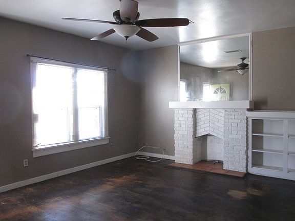 3rd image of 1608 W Texas Ave
